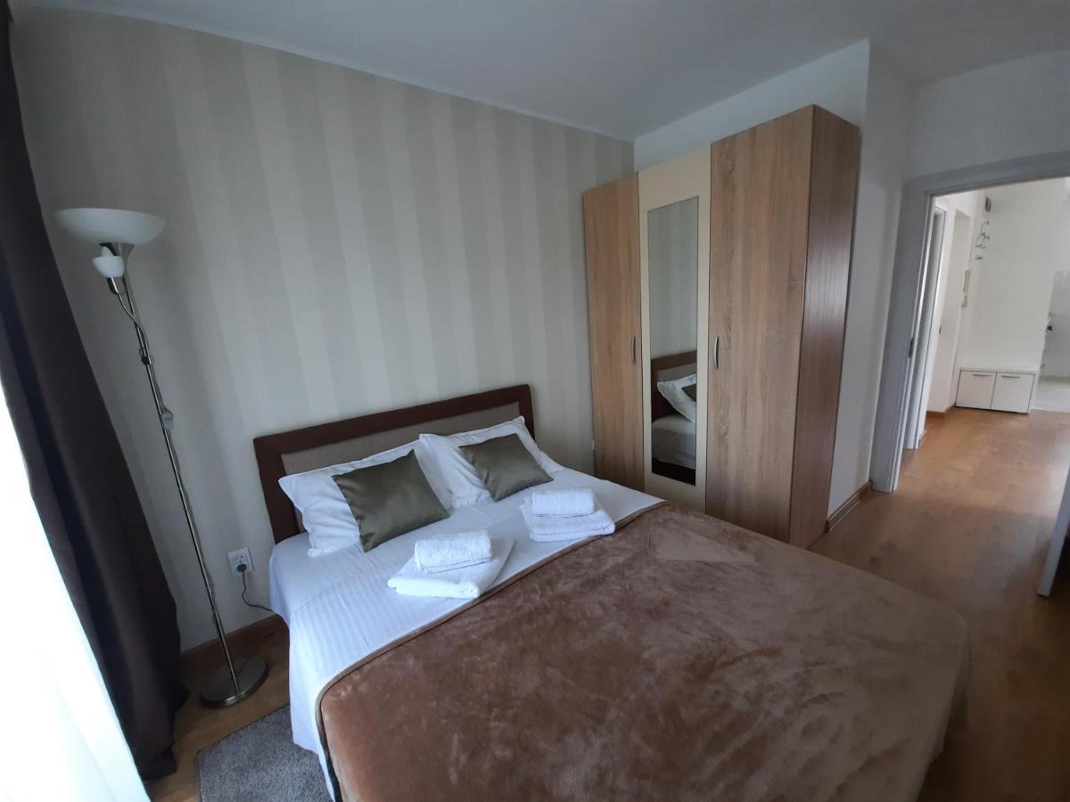 Divizija Lux Apartments Belgrado Esterno foto