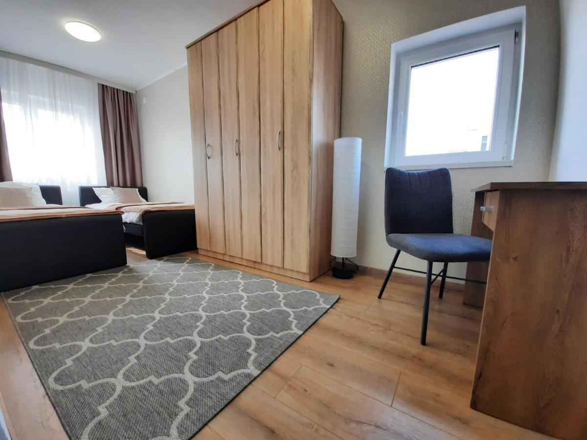 Divizija Lux Apartments Belgrado Esterno foto