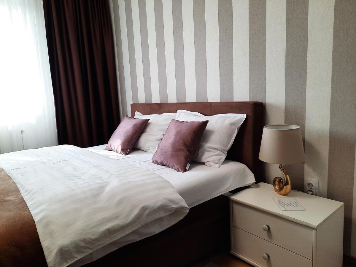 Divizija Lux Apartments Belgrado Esterno foto