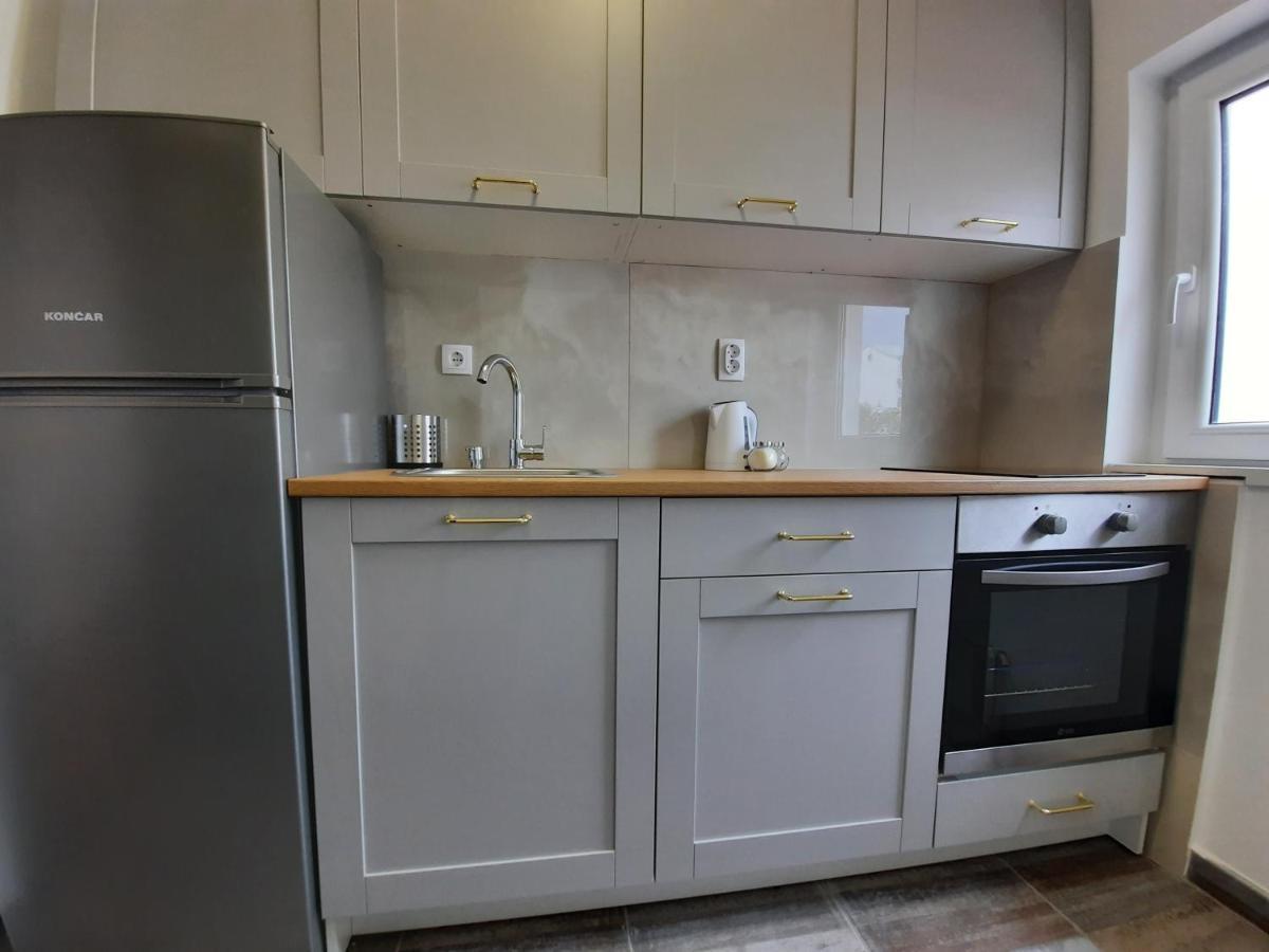 Divizija Lux Apartments Belgrado Esterno foto