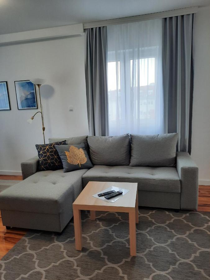 Divizija Lux Apartments Belgrado Esterno foto