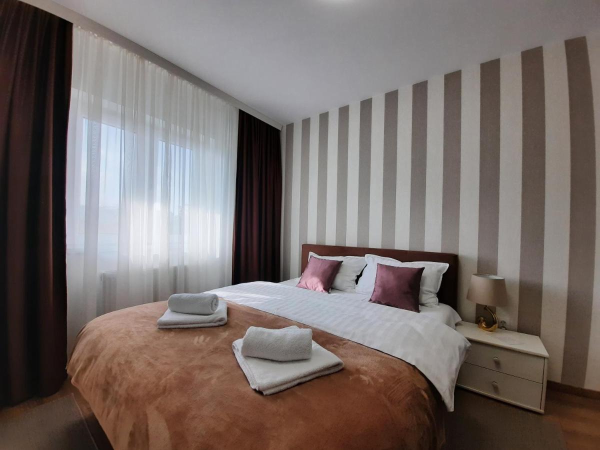 Divizija Lux Apartments Belgrado Esterno foto