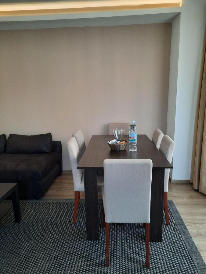 Divizija Lux Apartments Belgrado Esterno foto