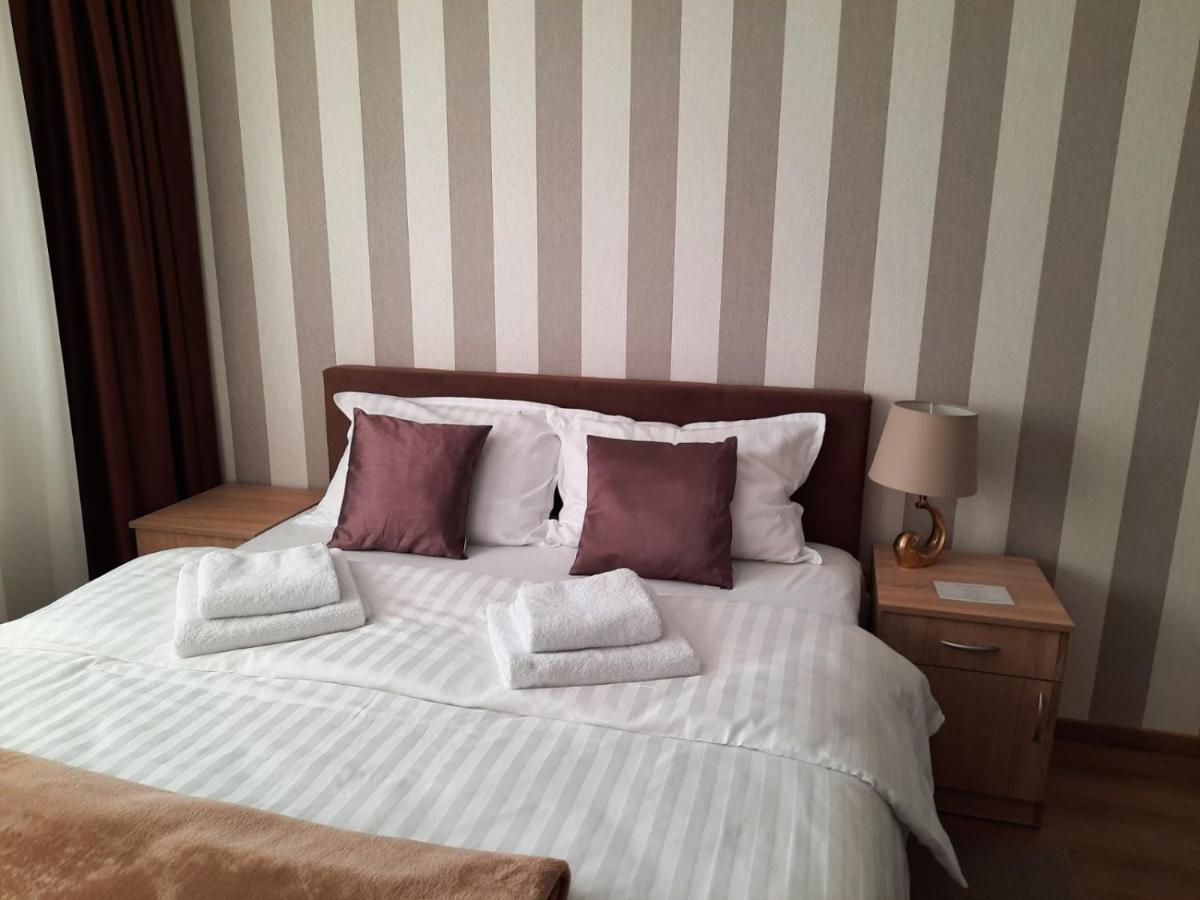 Divizija Lux Apartments Belgrado Esterno foto