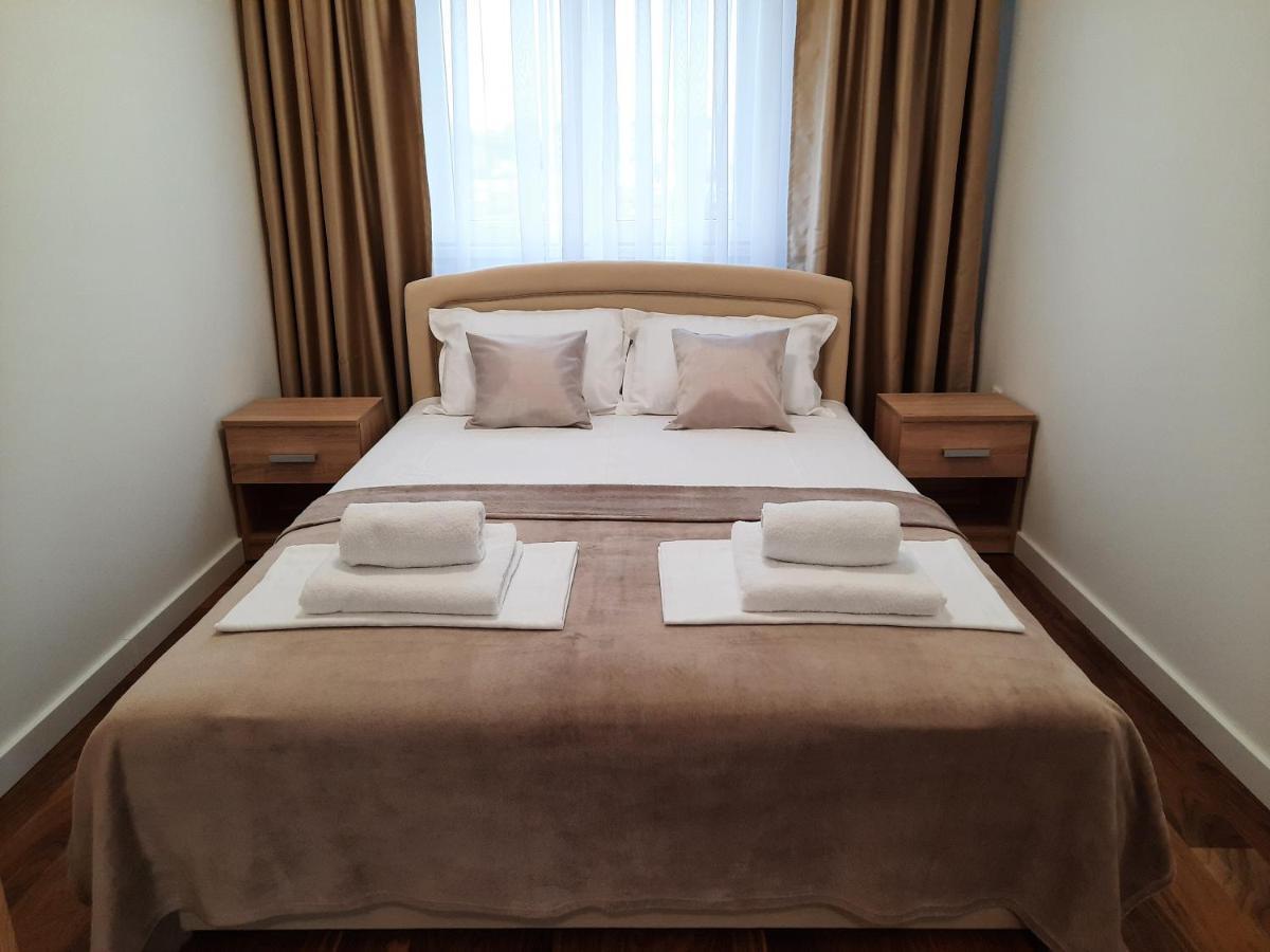 Divizija Lux Apartments Belgrado Esterno foto