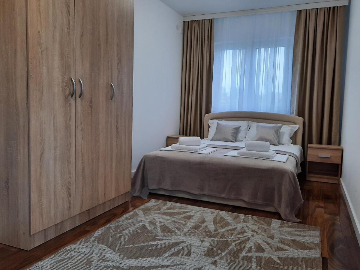 Divizija Lux Apartments Belgrado Esterno foto