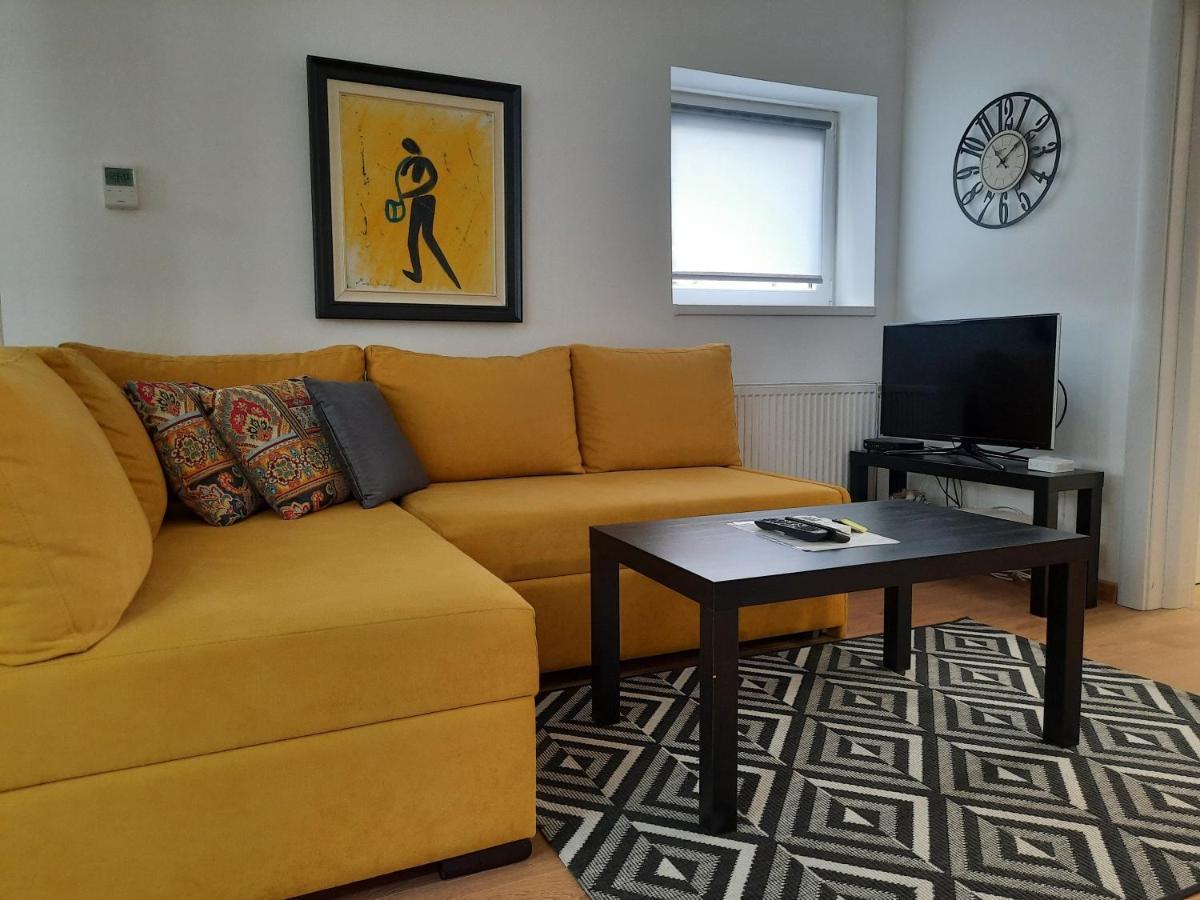 Divizija Lux Apartments Belgrado Esterno foto