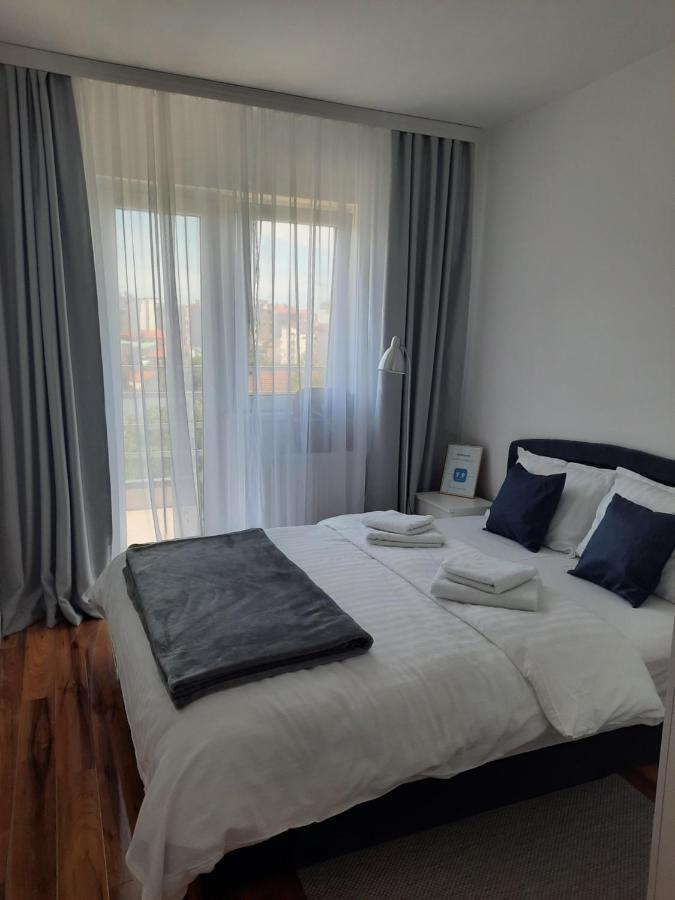 Divizija Lux Apartments Belgrado Esterno foto