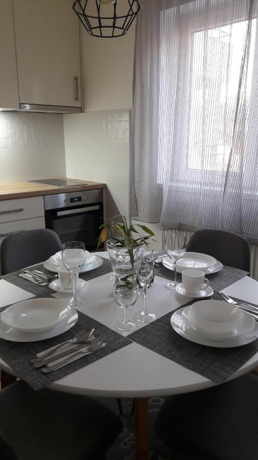 Divizija Lux Apartments Belgrado Esterno foto